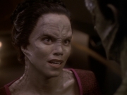 extant_StarTrek_DS9_6x05-FavorTheBold_01800.jpg