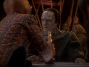 extant_StarTrek_DS9_6x05-FavorTheBold_01970.jpg