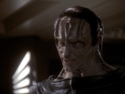 extant_StarTrek_DS9_6x05-FavorTheBold_02438.jpg