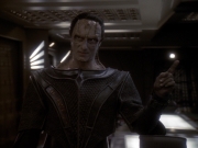 extant_StarTrek_DS9_6x05-FavorTheBold_02663.jpg