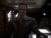 extant_StarTrek_DS9_6x05-FavorTheBold_02678.jpg