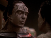 extant_StarTrek_DS9_6x05-FavorTheBold_02780.jpg