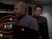 extant_StarTrek_DS9_6x05-FavorTheBold_03007.jpg