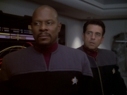 extant_StarTrek_DS9_6x05-FavorTheBold_03012.jpg