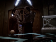 Filename=extant_StarTrek_DS9_6x05-FavorTheBold_03197.jpg
Filesize=161KiB
Dimensions=1200x900
Date added=Jan 07, 2020 extant_StarTrek_DS9_6x05-FavorTheBold_03197.jpg