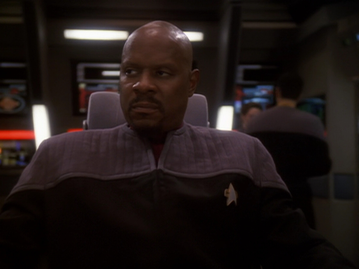 extant_StarTrek_DS9_6x06-SacrificeOfAngels_00203.jpg