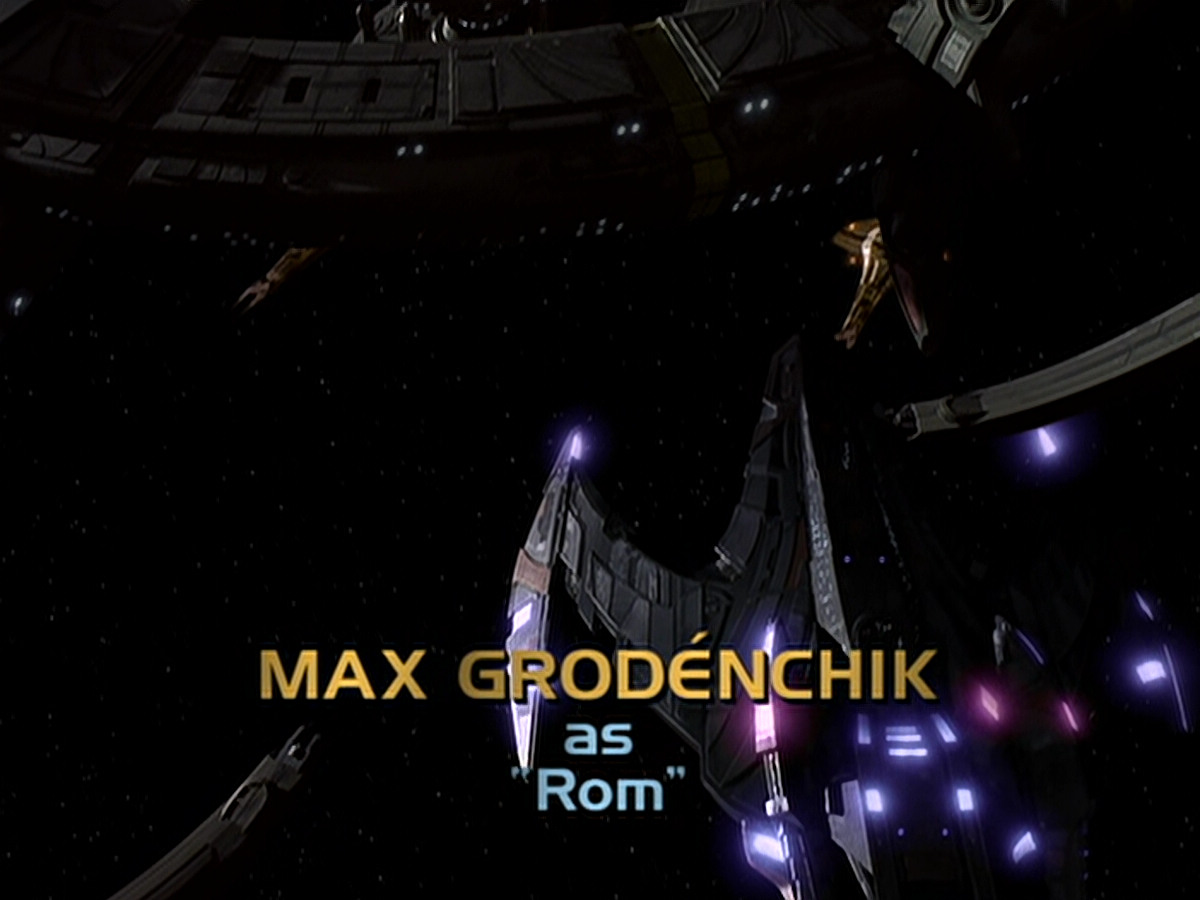 extant_StarTrek_DS9_6x06-SacrificeOfAngels_00527.jpg