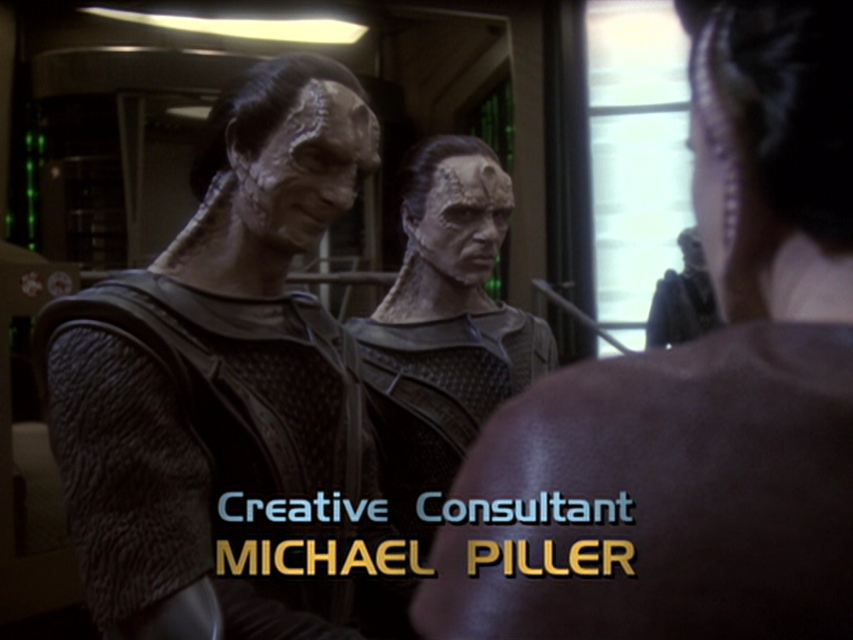 extant_StarTrek_DS9_6x06-SacrificeOfAngels_00580.jpg