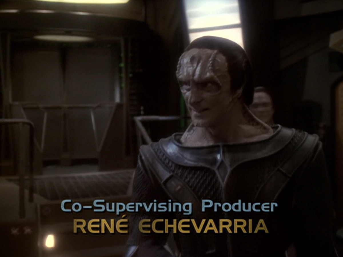 extant_StarTrek_DS9_6x06-SacrificeOfAngels_00607.jpg