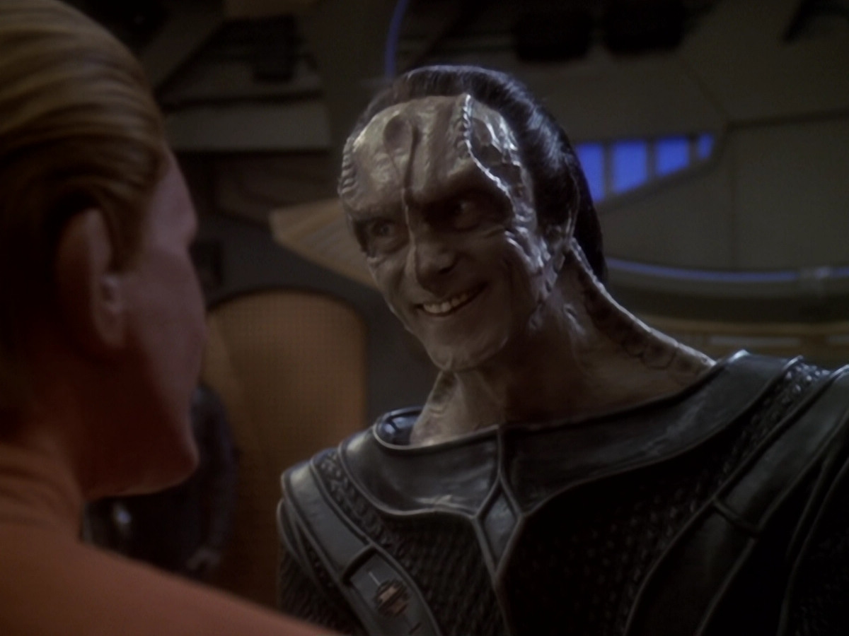 extant_StarTrek_DS9_6x06-SacrificeOfAngels_00617.jpg