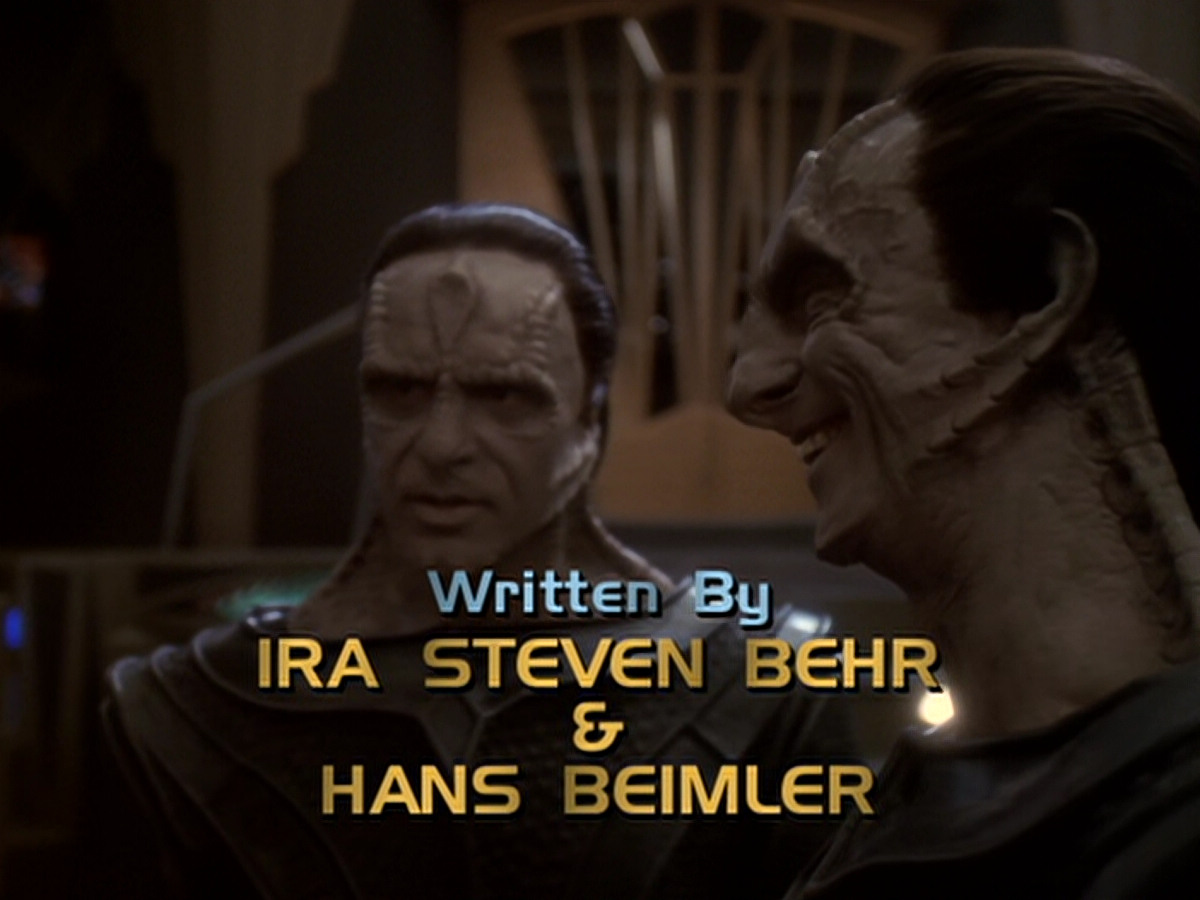 extant_StarTrek_DS9_6x06-SacrificeOfAngels_00642.jpg