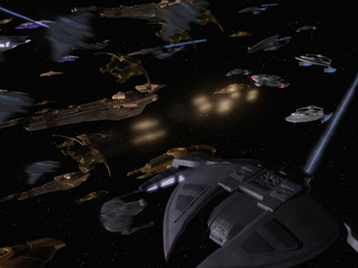 extant_StarTrek_DS9_6x06-SacrificeOfAngels_01121.jpg