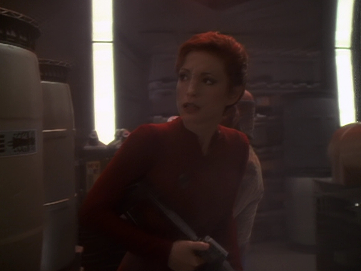 extant_StarTrek_DS9_6x06-SacrificeOfAngels_02314.jpg