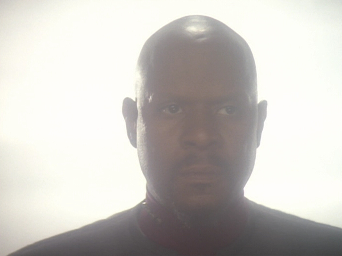 extant_StarTrek_DS9_6x06-SacrificeOfAngels_02714.jpg