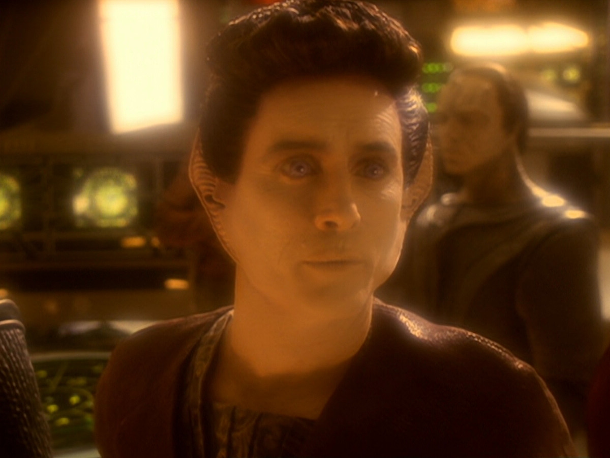 extant_StarTrek_DS9_6x06-SacrificeOfAngels_02960.jpg