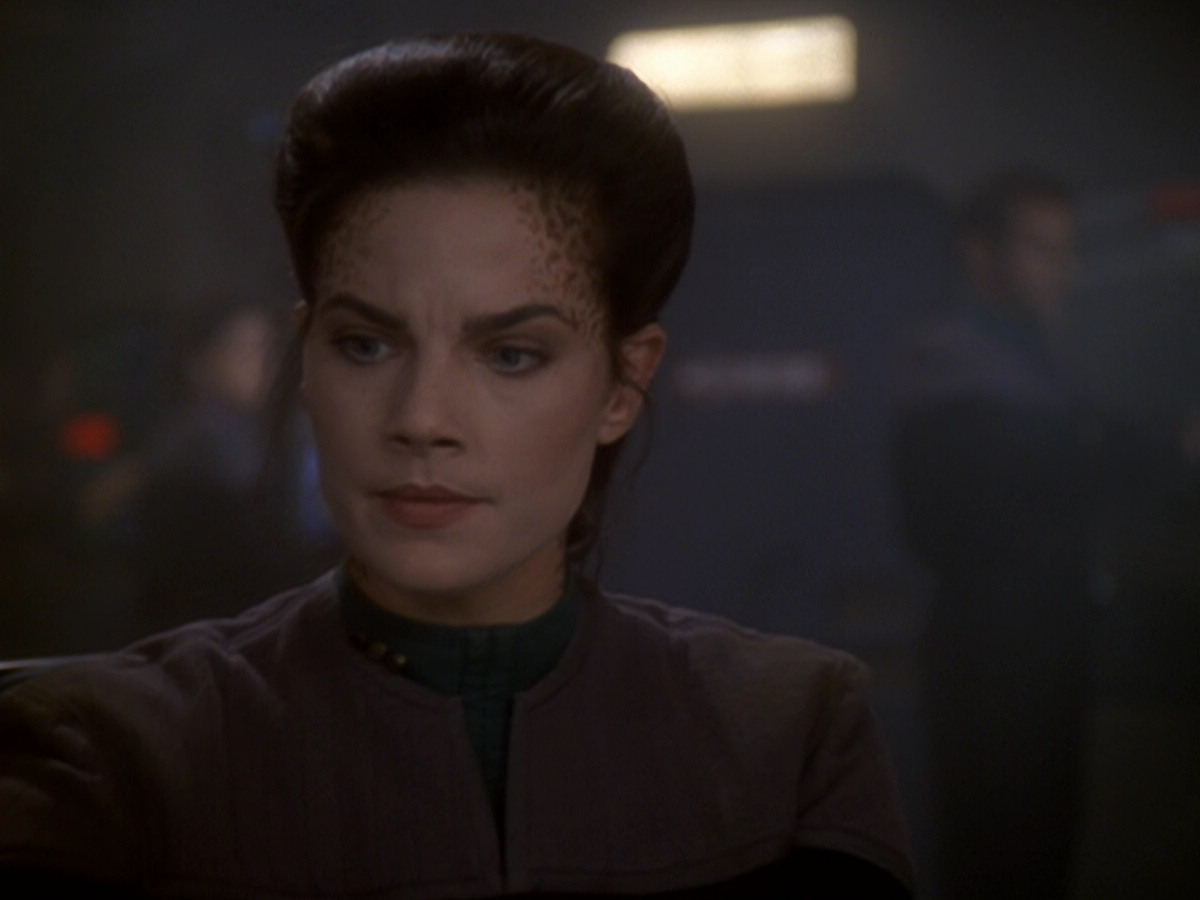 extant_StarTrek_DS9_6x06-SacrificeOfAngels_03021.jpg
