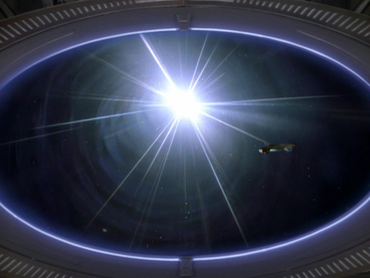 extant_StarTrek_DS9_6x06-SacrificeOfAngels_03112.jpg