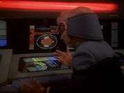 extant_StarTrek_DS9_6x06-SacrificeOfAngels_01143.jpg