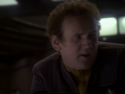 extant_StarTrek_DS9_6x06-SacrificeOfAngels_01151.jpg