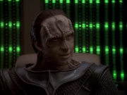 extant_StarTrek_DS9_6x06-SacrificeOfAngels_01905.jpg