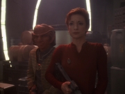 extant_StarTrek_DS9_6x06-SacrificeOfAngels_02335.jpg