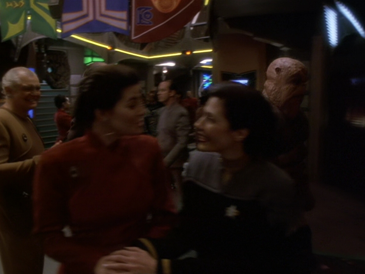 extant_StarTrek_DS9_6x07-YouAreCordiallyInvited_00018.jpg