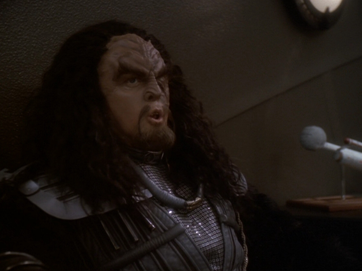 extant_StarTrek_DS9_6x07-YouAreCordiallyInvited_00122.jpg