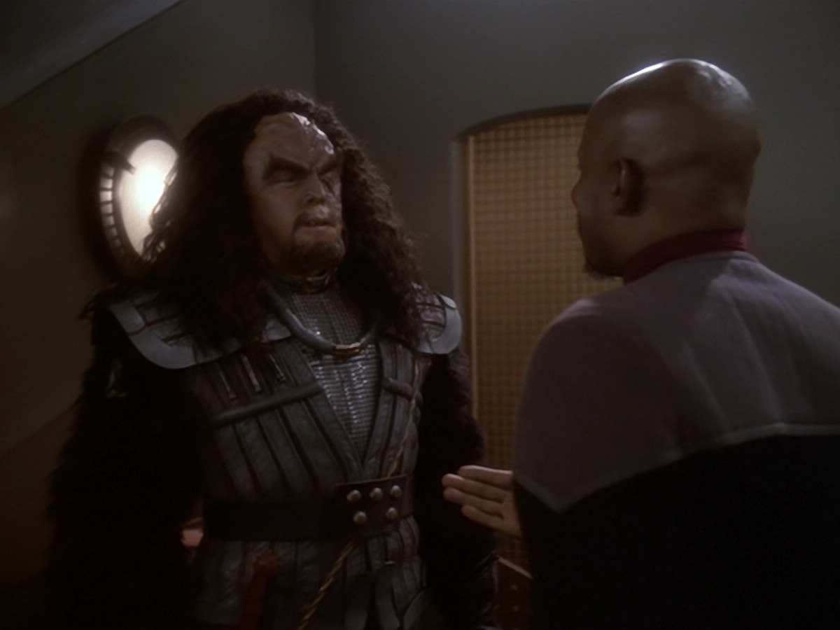 extant_StarTrek_DS9_6x07-YouAreCordiallyInvited_00144.jpg