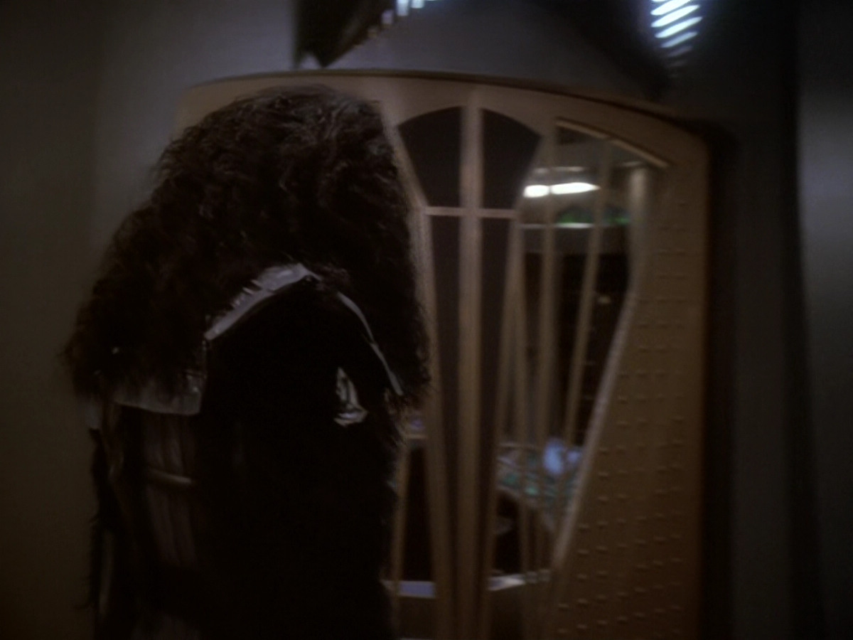 extant_StarTrek_DS9_6x07-YouAreCordiallyInvited_00168.jpg