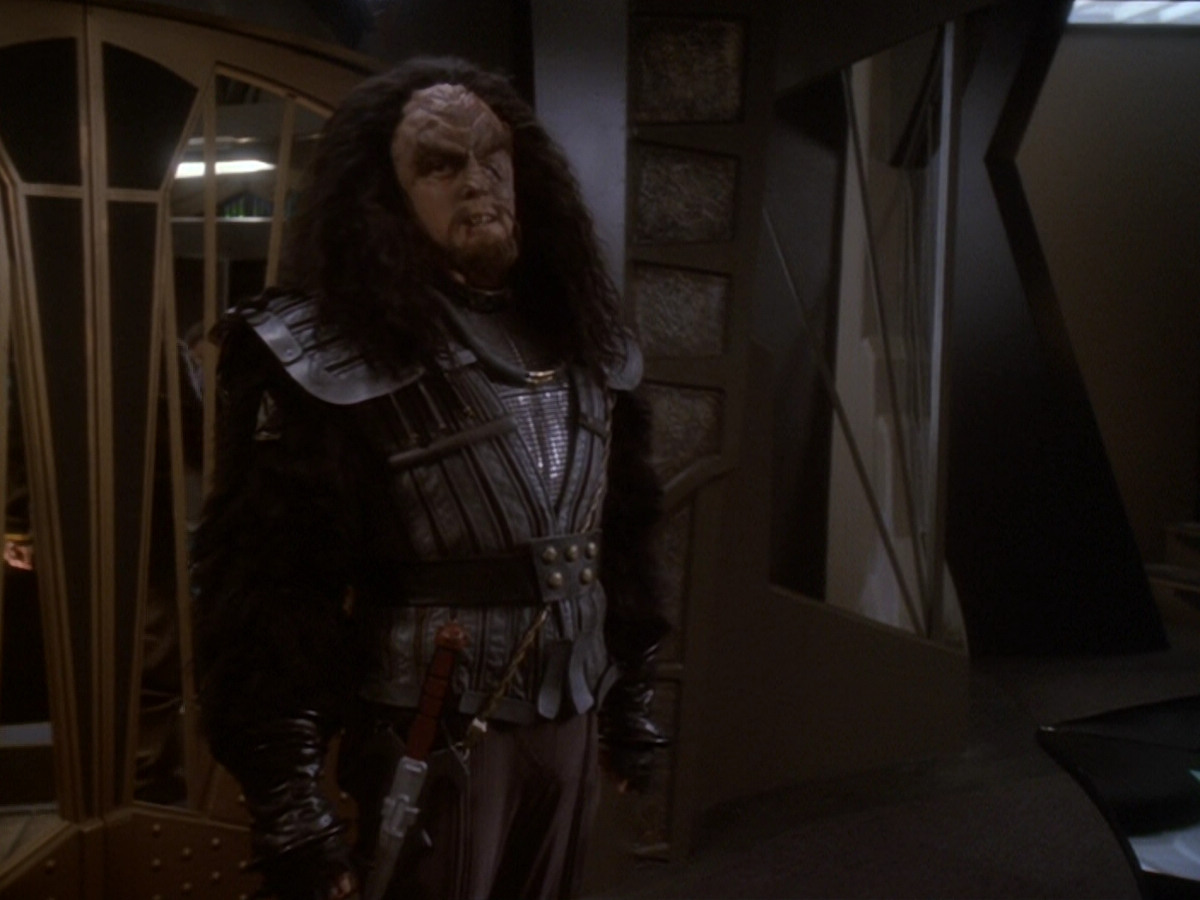 extant_StarTrek_DS9_6x07-YouAreCordiallyInvited_00177.jpg