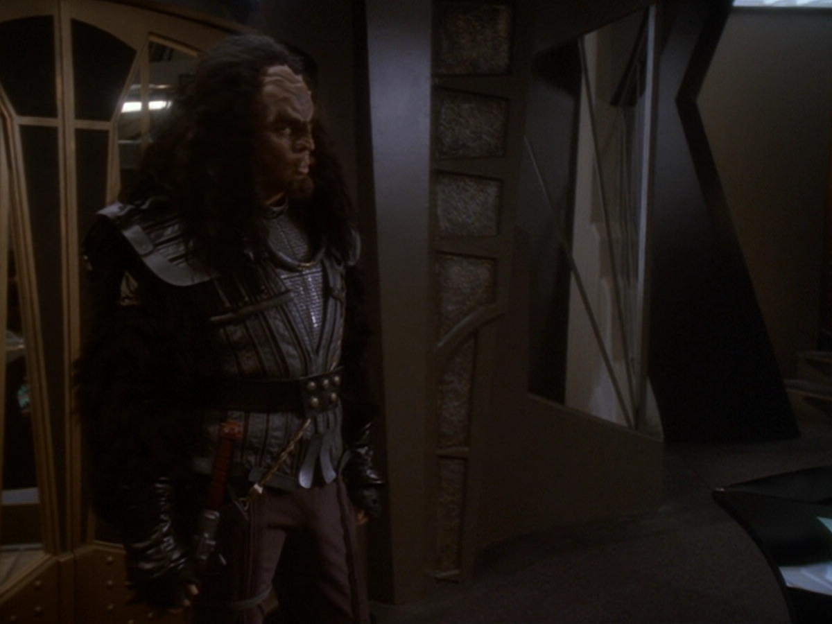 extant_StarTrek_DS9_6x07-YouAreCordiallyInvited_00193.jpg