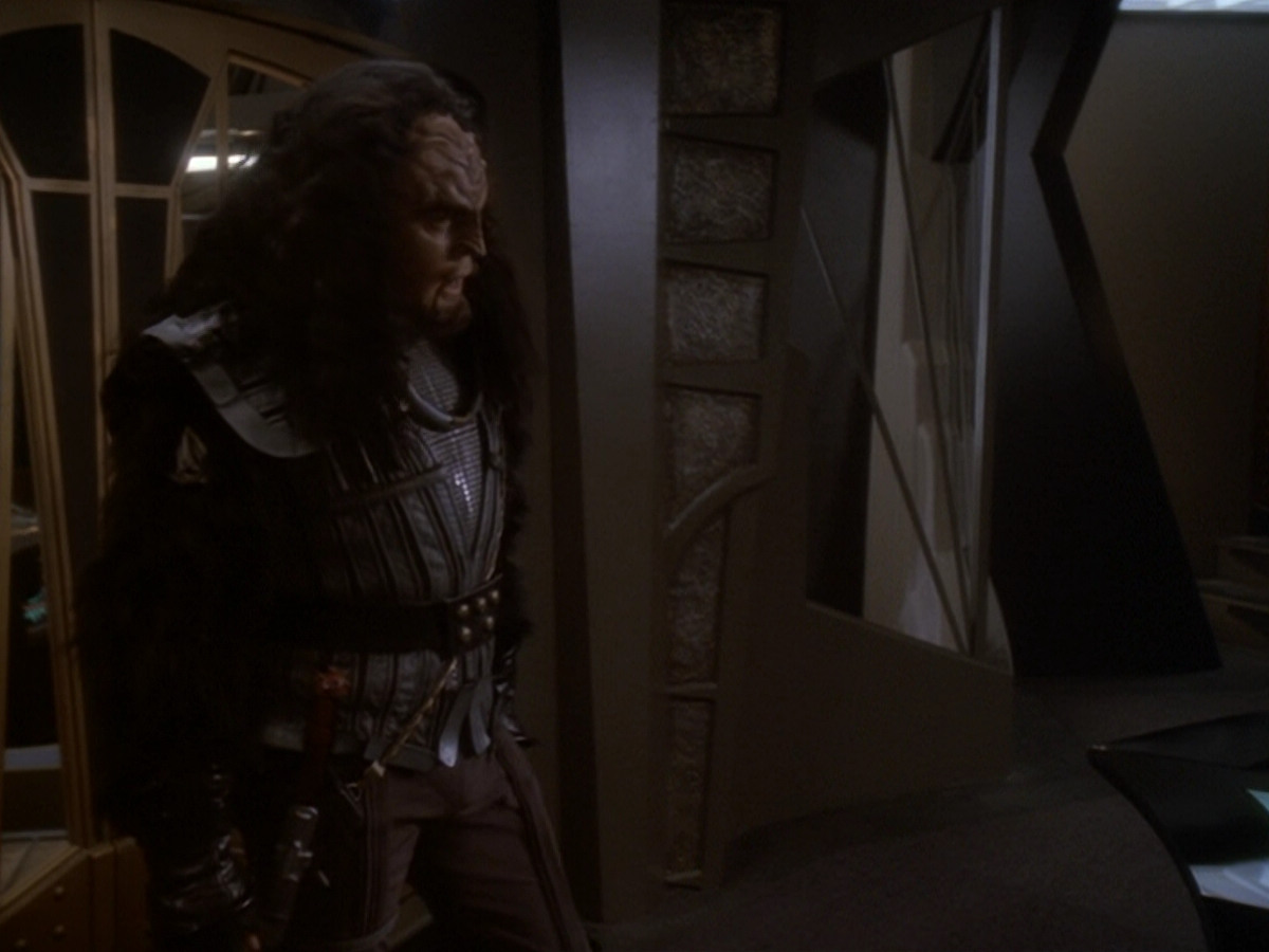 extant_StarTrek_DS9_6x07-YouAreCordiallyInvited_00198.jpg