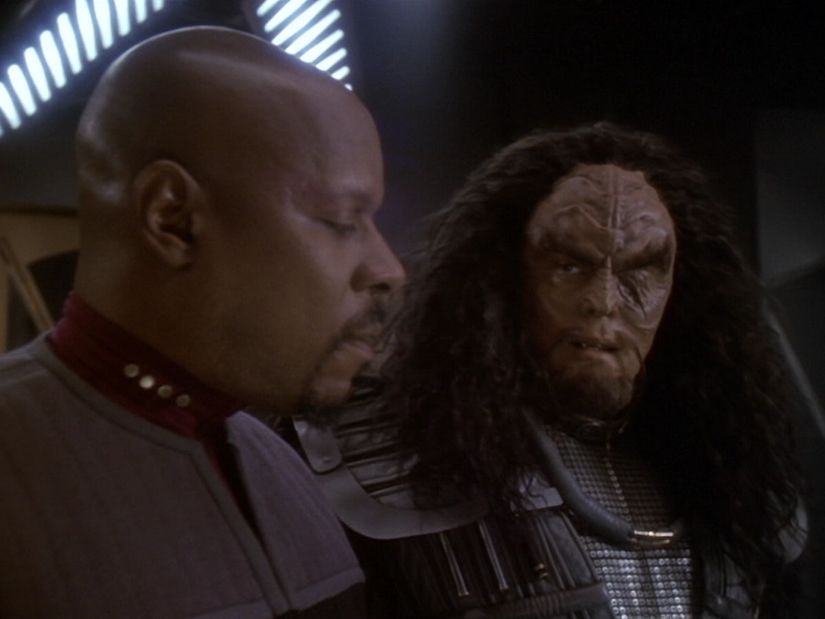extant_StarTrek_DS9_6x07-YouAreCordiallyInvited_00233.jpg