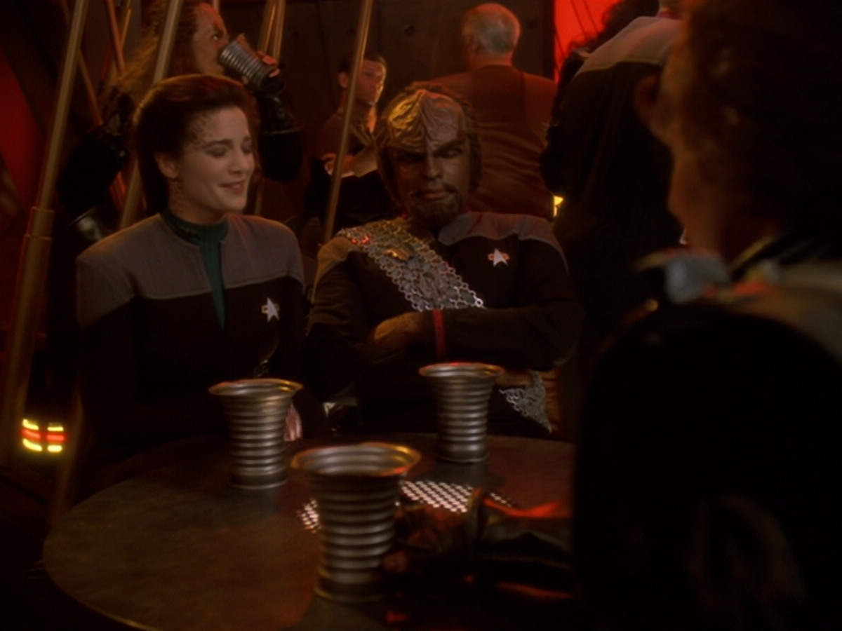 extant_StarTrek_DS9_6x07-YouAreCordiallyInvited_00257.jpg