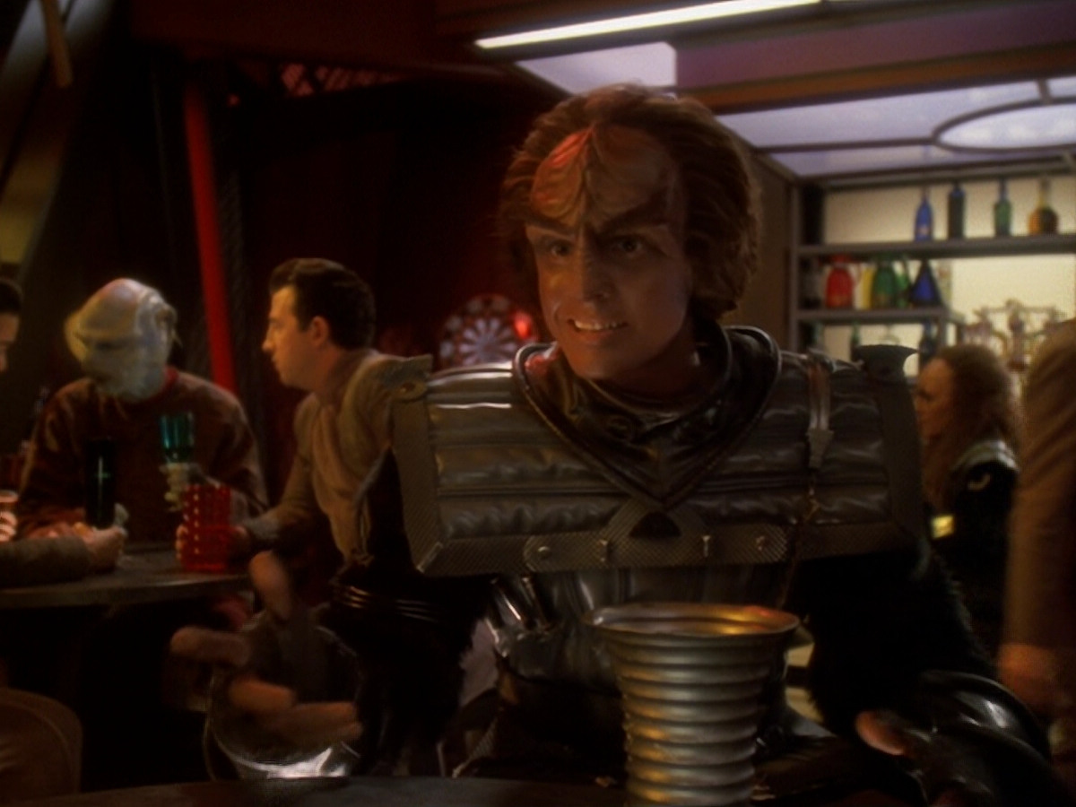 extant_StarTrek_DS9_6x07-YouAreCordiallyInvited_00277.jpg