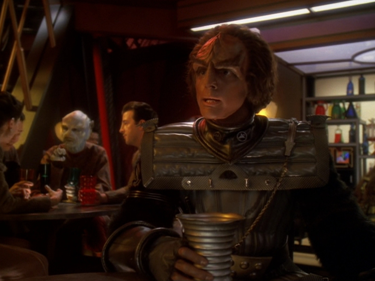 extant_StarTrek_DS9_6x07-YouAreCordiallyInvited_00305.jpg