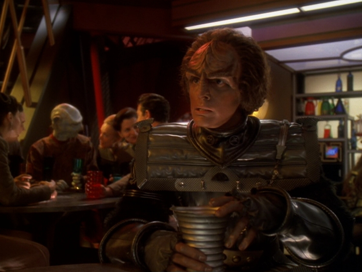 extant_StarTrek_DS9_6x07-YouAreCordiallyInvited_00312.jpg