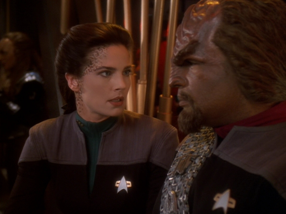 extant_StarTrek_DS9_6x07-YouAreCordiallyInvited_00364.jpg