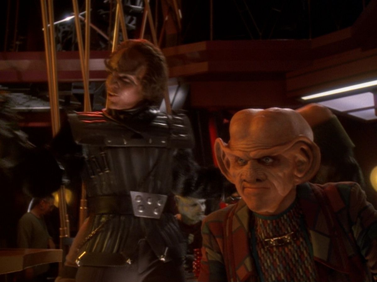 extant_StarTrek_DS9_6x07-YouAreCordiallyInvited_00417.jpg