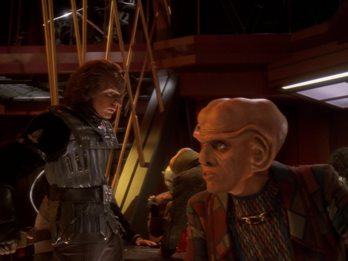 extant_StarTrek_DS9_6x07-YouAreCordiallyInvited_00425.jpg