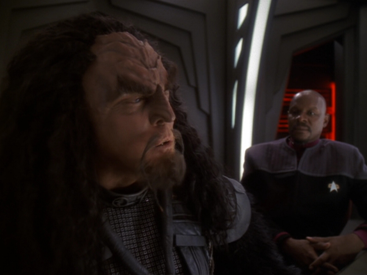 extant_StarTrek_DS9_6x07-YouAreCordiallyInvited_00768.jpg