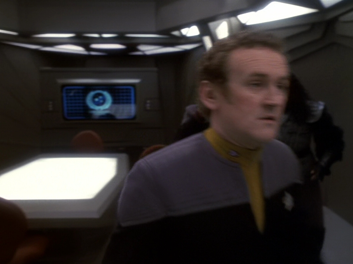 extant_StarTrek_DS9_6x07-YouAreCordiallyInvited_00799.jpg