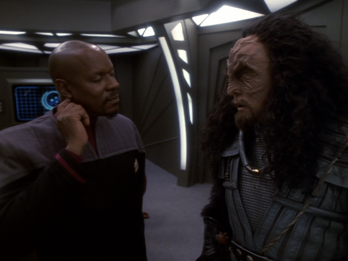 extant_StarTrek_DS9_6x07-YouAreCordiallyInvited_00808.jpg