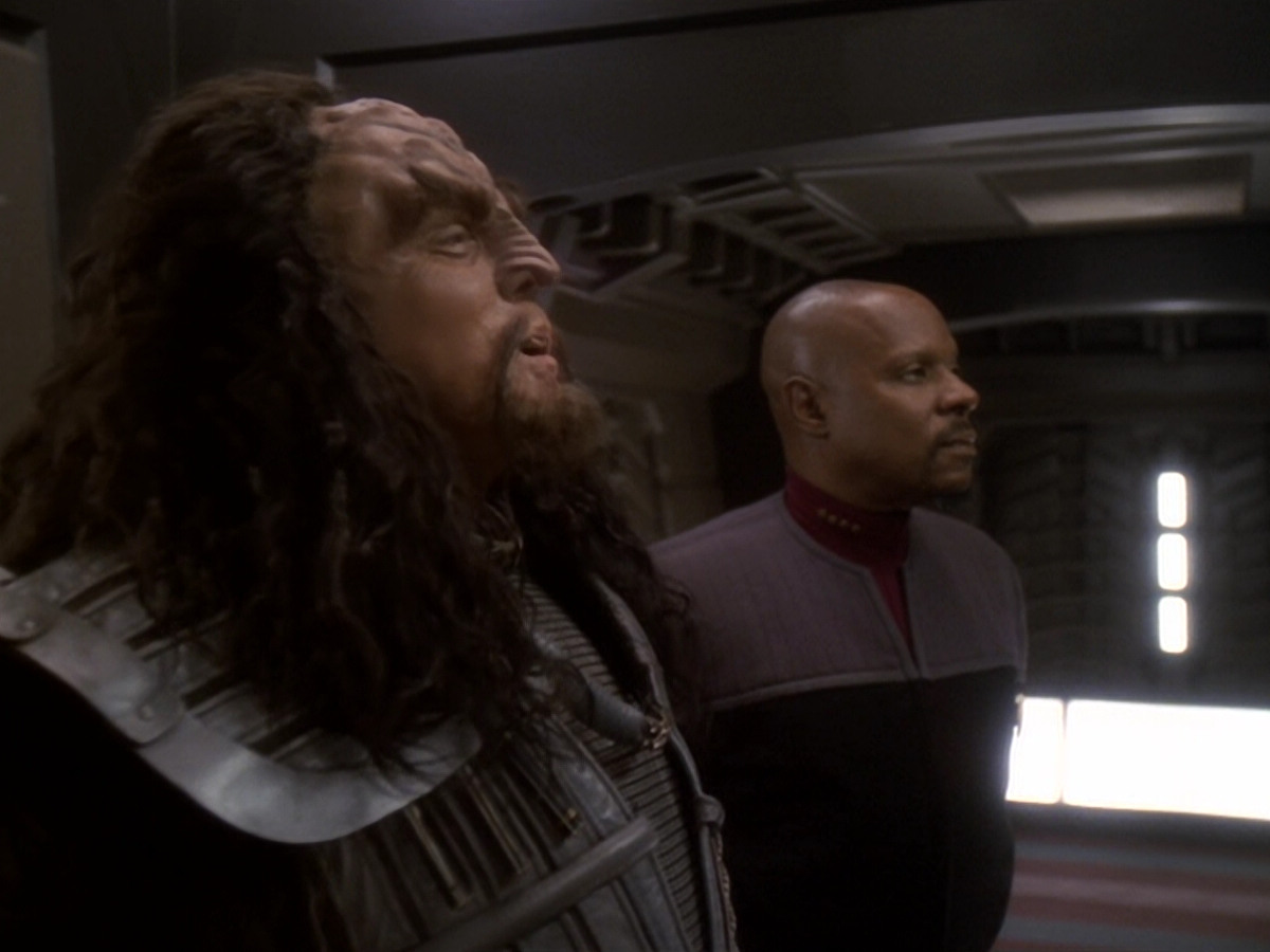 extant_StarTrek_DS9_6x07-YouAreCordiallyInvited_00848.jpg