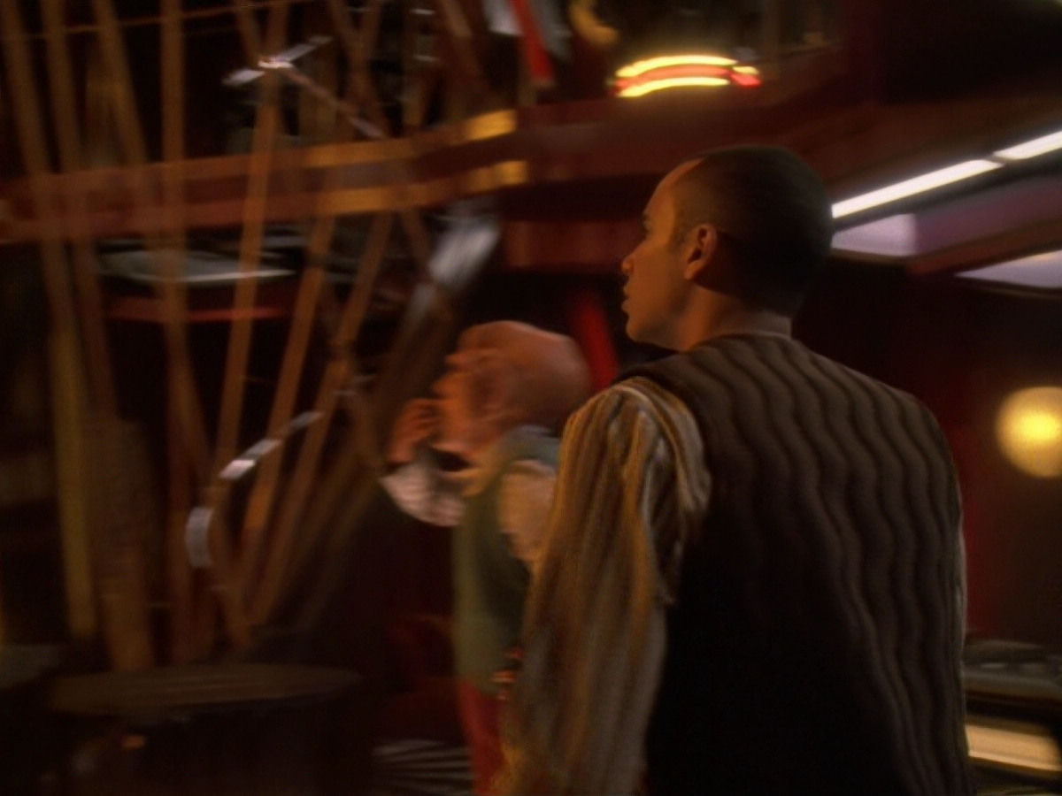 extant_StarTrek_DS9_6x07-YouAreCordiallyInvited_01429.jpg