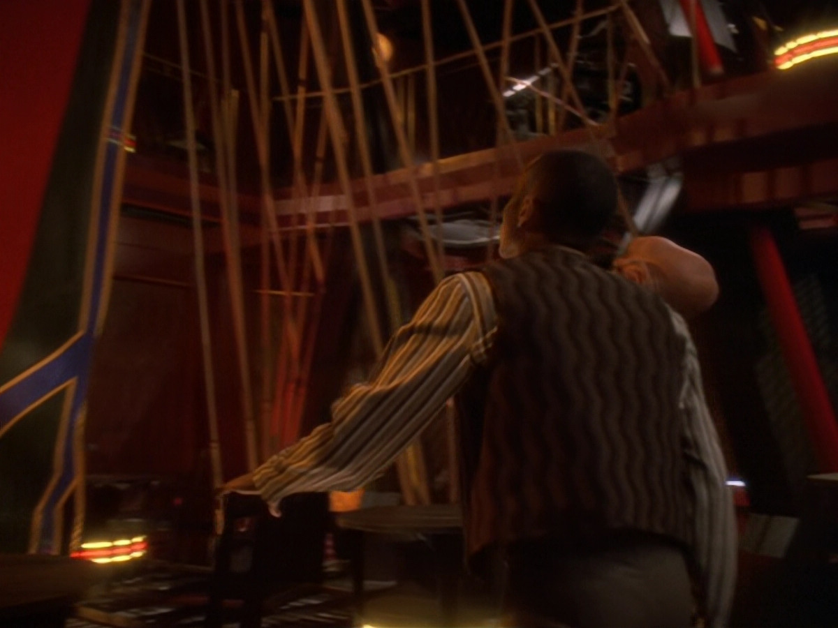 extant_StarTrek_DS9_6x07-YouAreCordiallyInvited_01430.jpg