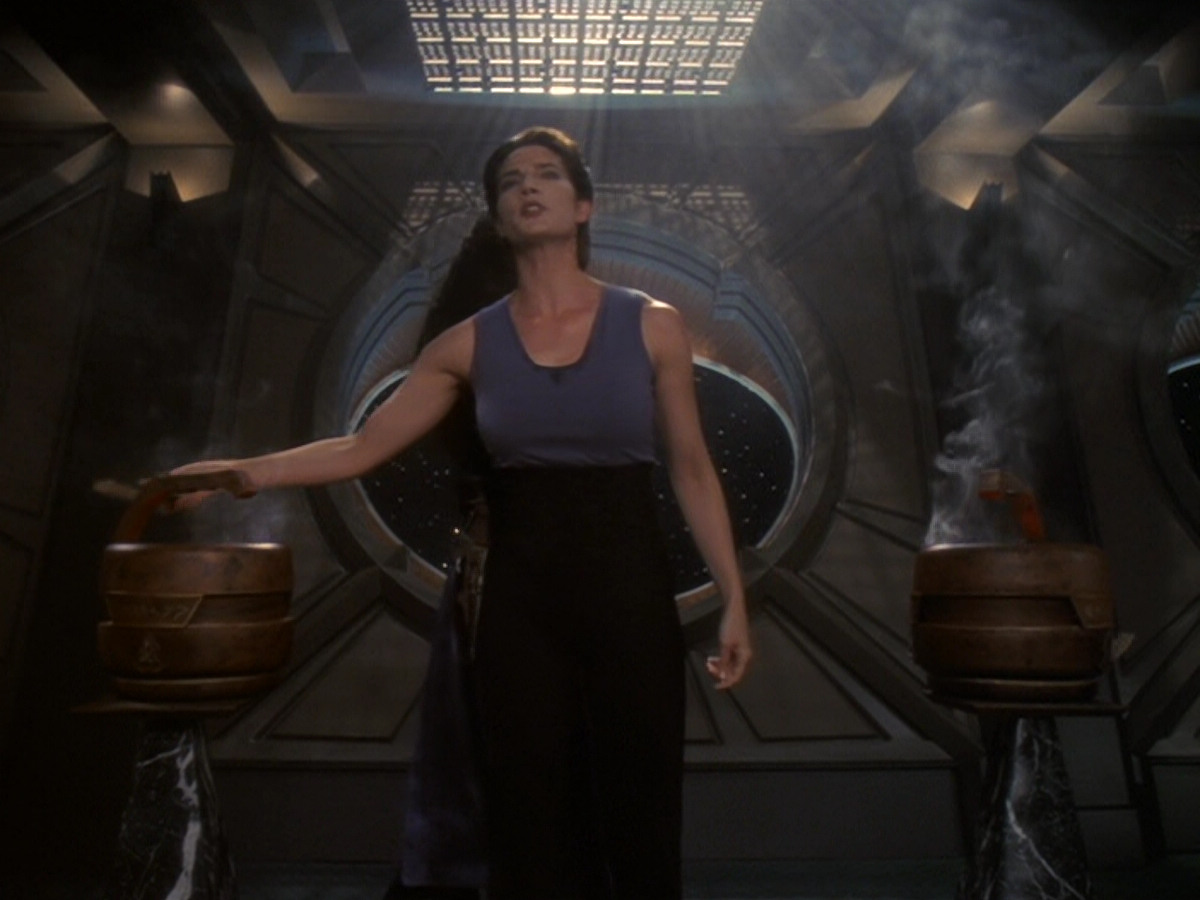 extant_StarTrek_DS9_6x07-YouAreCordiallyInvited_01639.jpg