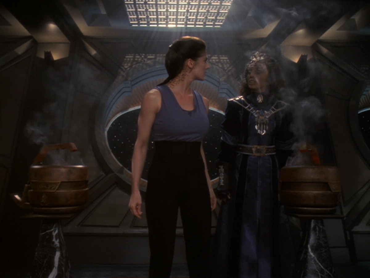 extant_StarTrek_DS9_6x07-YouAreCordiallyInvited_01645.jpg