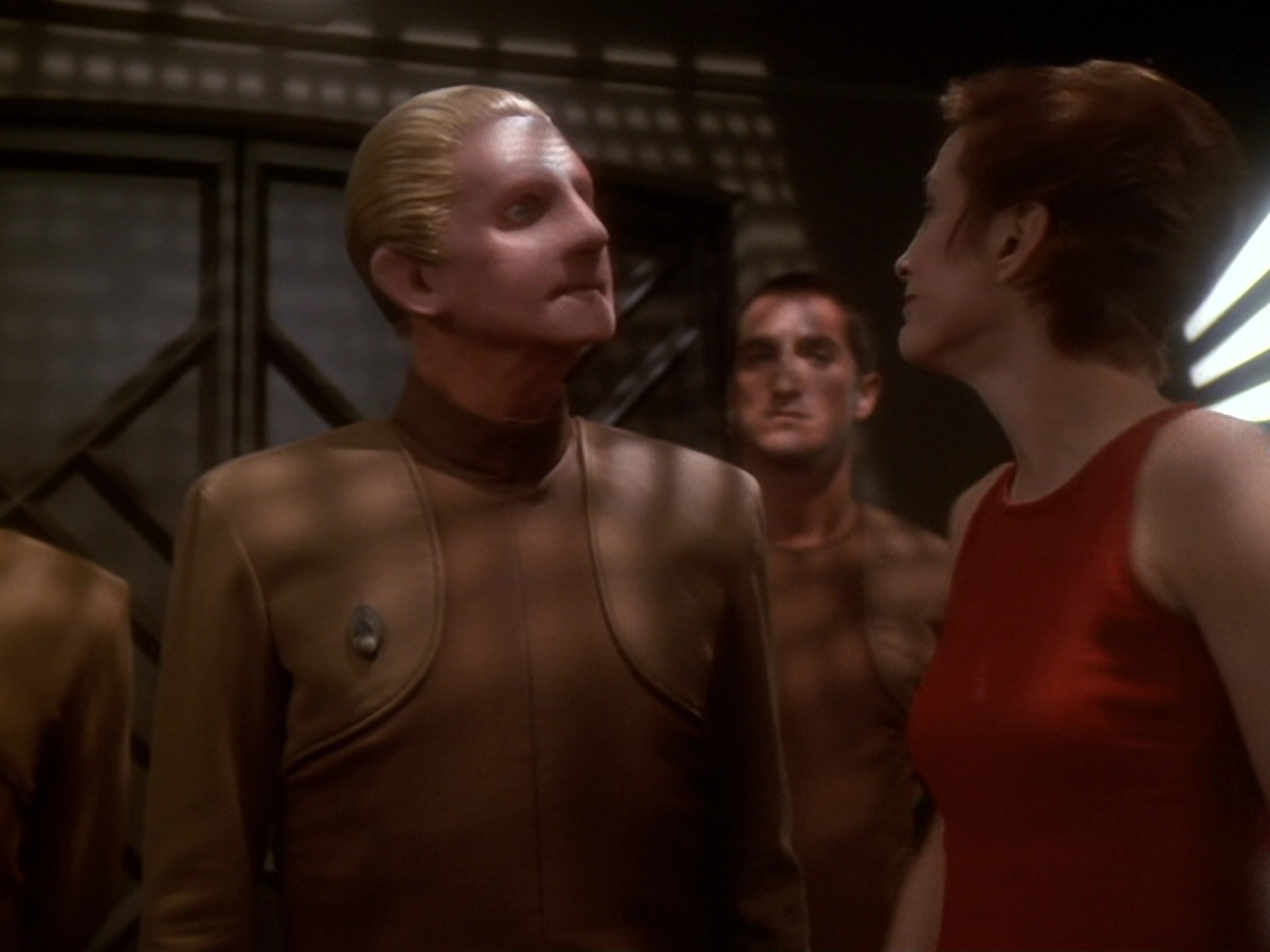 extant_StarTrek_DS9_6x07-YouAreCordiallyInvited_02281.jpg