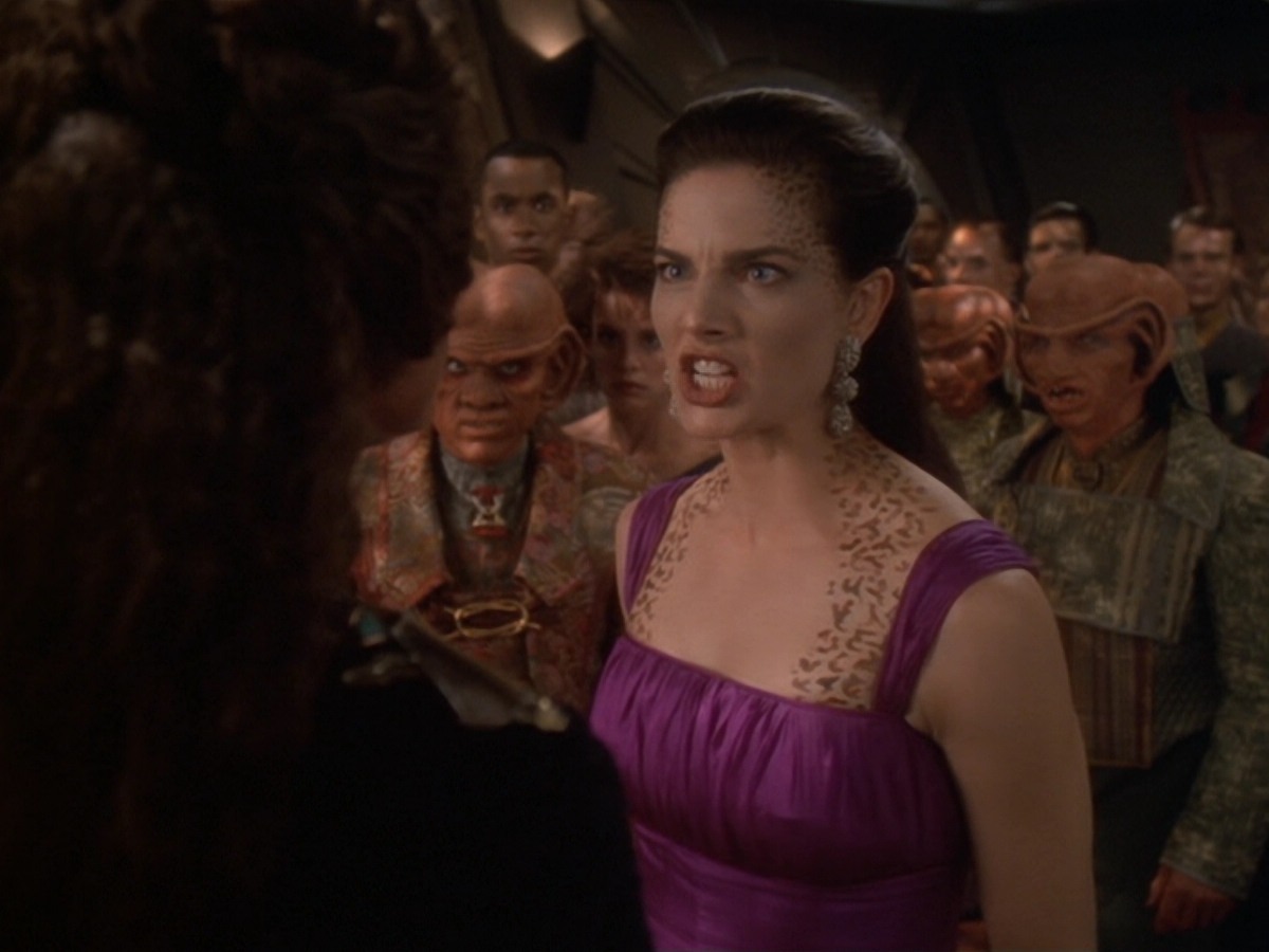 extant_StarTrek_DS9_6x07-YouAreCordiallyInvited_02418.jpg